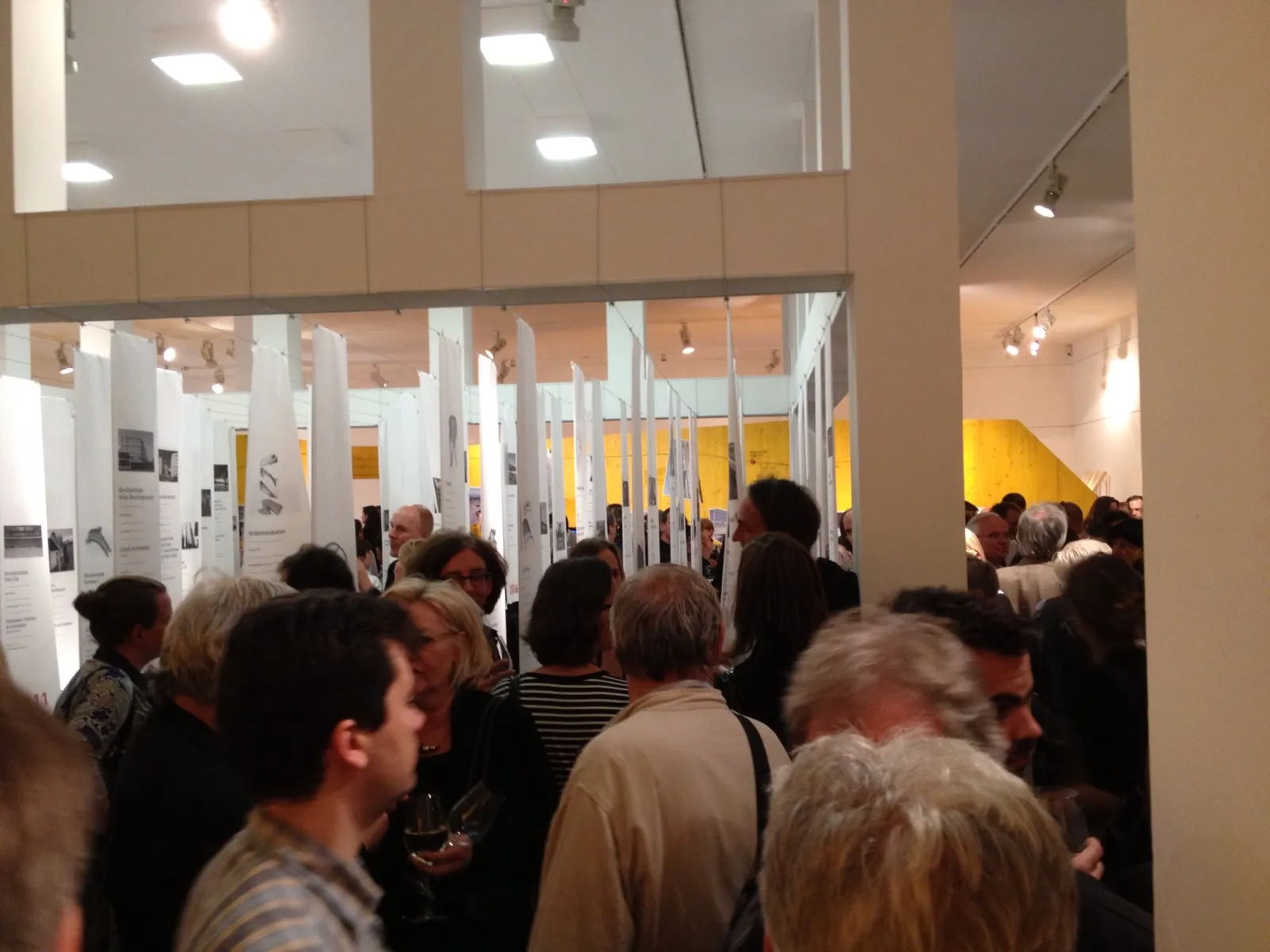 HINTER DEN KULISSEN — Ausstellungsarchitektur für Bollinger+Grohmann im Deutschen Architekturmuseum · Frankfurt 2013, Bild 12