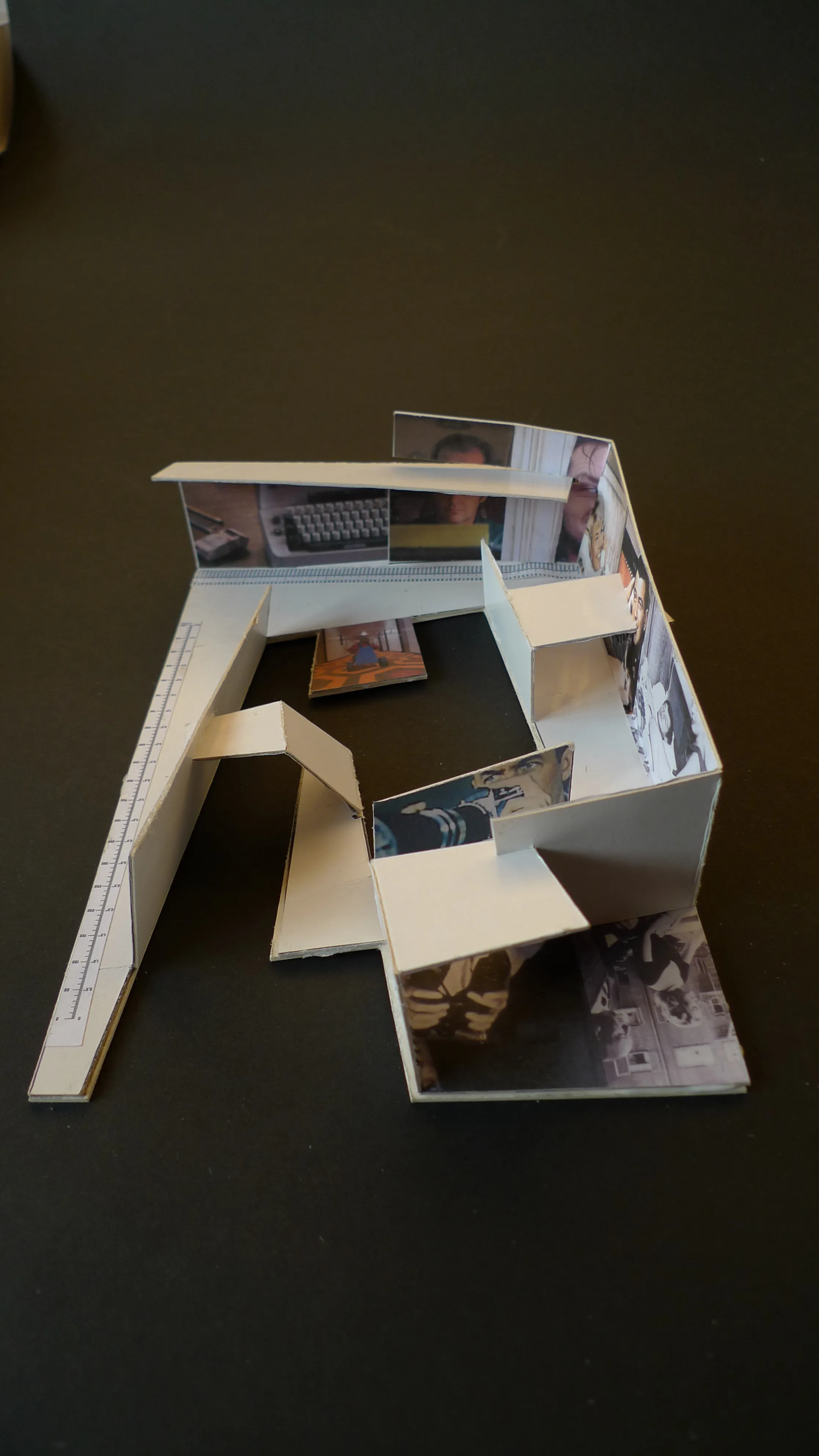 move out — Räumliche Interpretation von Klangaufnahmen · internationale Kunstaktion 2011, Bild 14